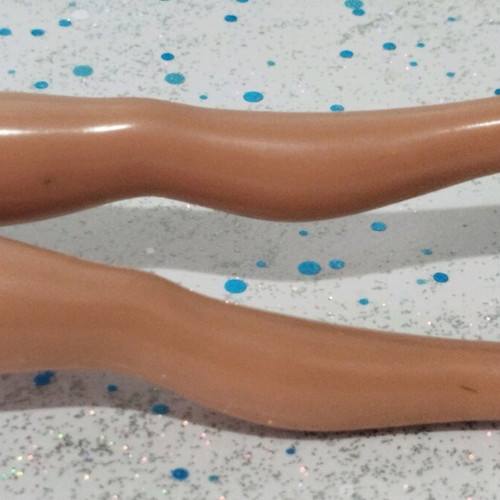 Bratz Sportz Yasmin Slamming Soccer doll used with flaws