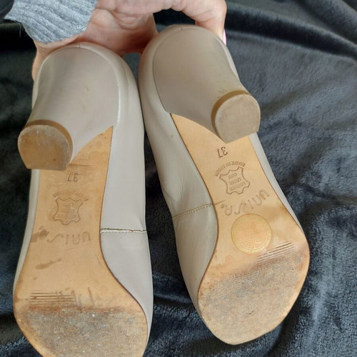Unisa leather peeptoes used, size 37, beige