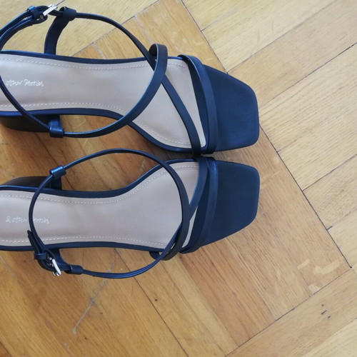 & Other Stories leather sandals with heel new, size 40-40.5, black