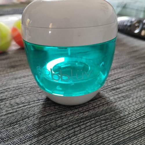 UV Sterilizer for Pacifiers and Bottles new