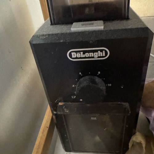 Delonghi espresso machine and coffee grinder used