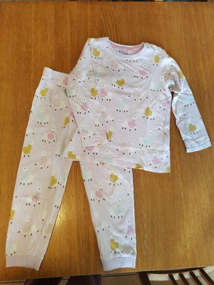 Marks & Spencer thin girls' pajamas used, size 5-6 years 110-116 cm