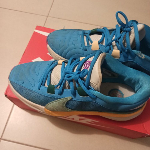Nike adetocumbo basketball shoes used, turquoise, size 41