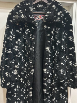 Women's coat used, black with white spots faux fur by Alex