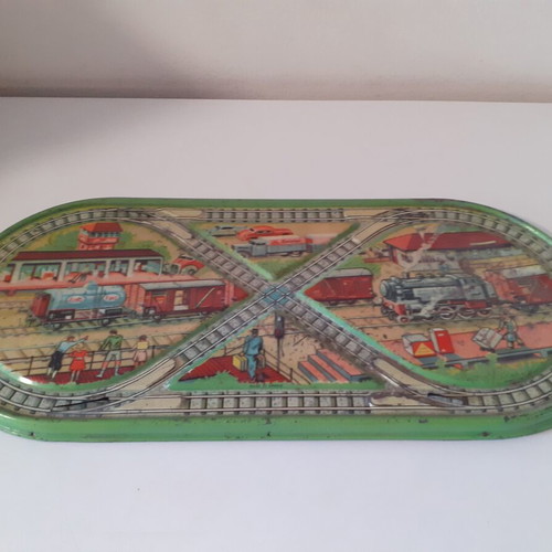 Fino tin train track