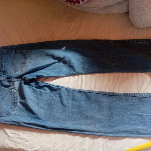 Blue Jean μεταχειρισμένο με μέση 40εκ, μέγεθος 50