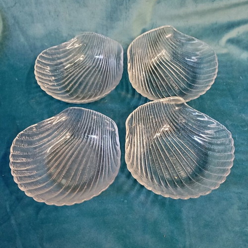 Vintage Coquillage Glass Bowl Set 11 Pieces, Like New