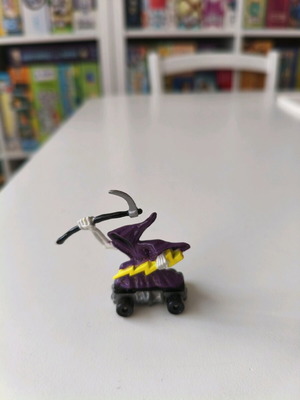 Sketistas Haros figure like new, rare, from personal collection