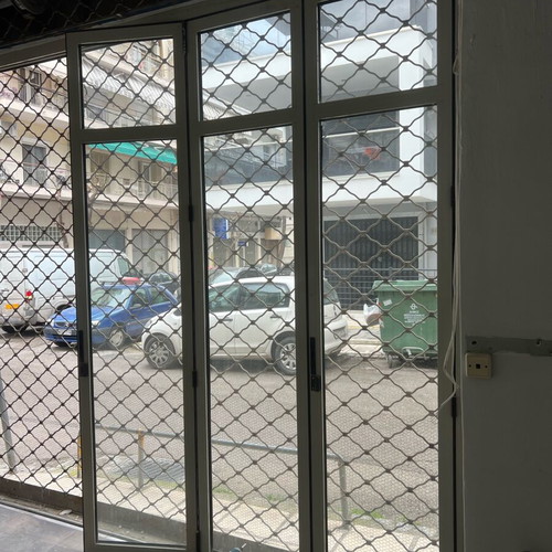 Aluminum folding sliding door like new, large dimensions
