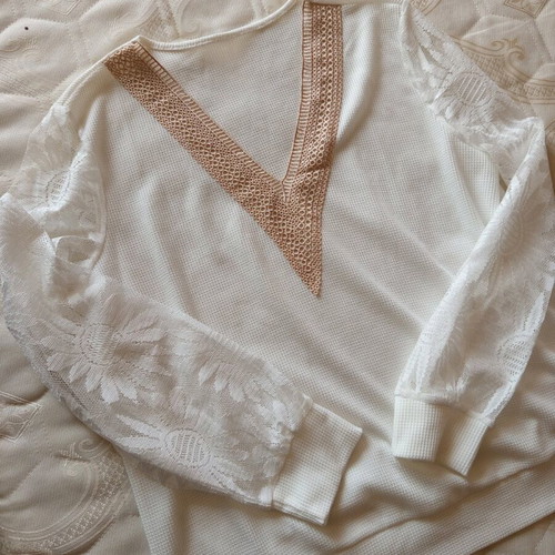 Pullover size L new, unworn, perfect