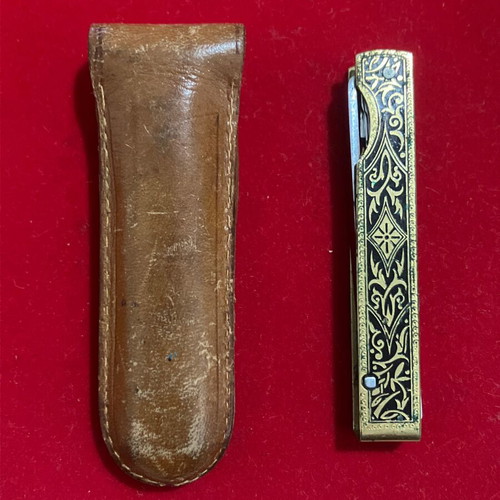 Vintage German Solingen Bayer pocket knife WW2 like new with leather sheath