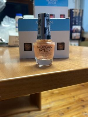Morgan Taylor Super Fandom Nail Lacquer 15ml new