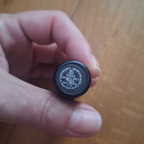 Macximal Matte Lipstick 607 Lady Danger new