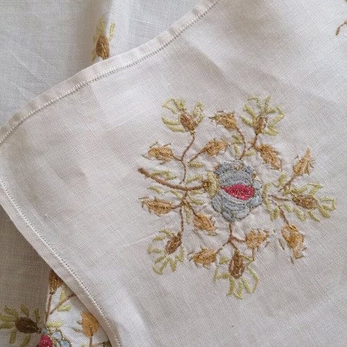 Linen tablecloth hand-embroidered