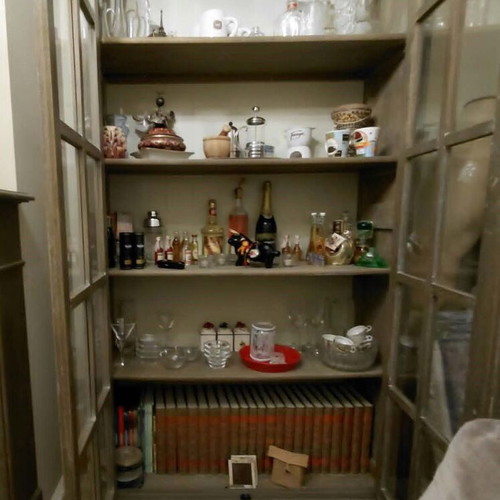 English Cottage style display cabinet, 2.30 x 1.10 x 0.40 m