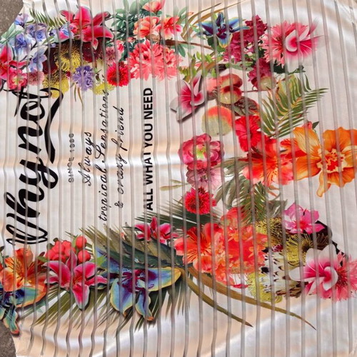 Women's sleeveless blouse like new, floral background, size S/M