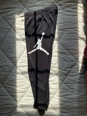 Φόρμα παιδική Jordan 12 ετών σαν καινούργιο, μαύρη