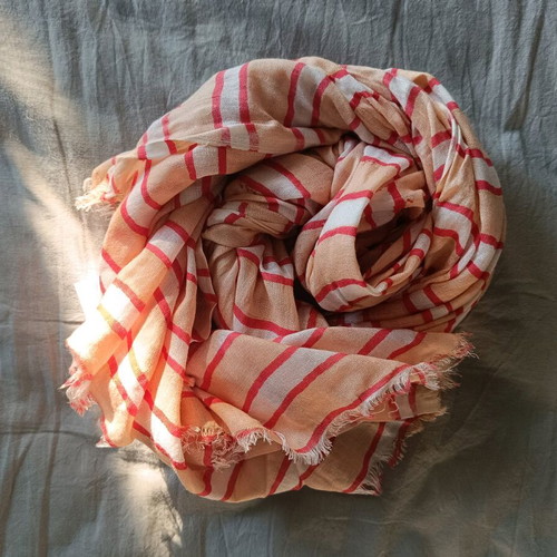 Attrattivo scarf like new, yellow