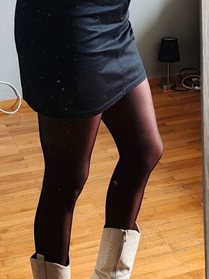Mini black skirt Enzzo new, size M 38 10