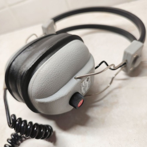 Tatchuen MD-802V vintage dynamic stereo headphones used, wired