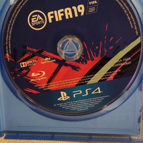 FIFA 19 PS4 like new, in excellent condition