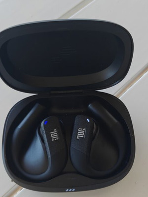 JBL Endurance Peak 4 like new