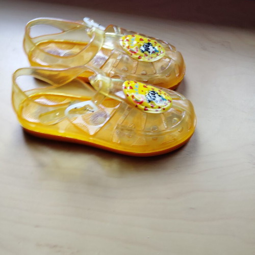 Silicone sandals like new, size 28/29, orange