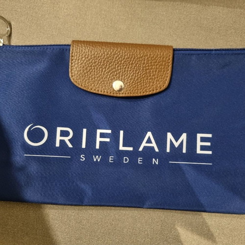 Oriflame travel bag set new, blue with brown details