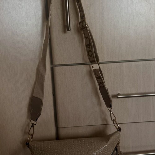 Shein Crossbody Bag beige croco texture like new