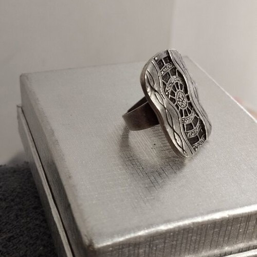 Vintage Boho Cyberpunk statement ring, adjustable silver finish