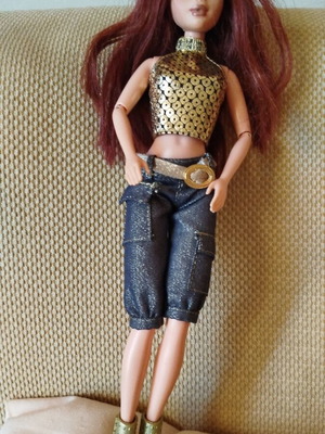 Chelsea doll from My Scene by Mattel like new, Y2K style
