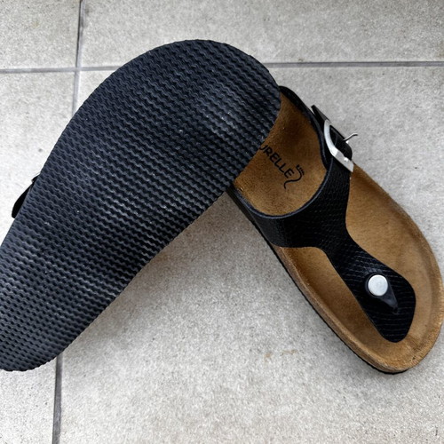 Naturelle anatomical sandals size 36, black