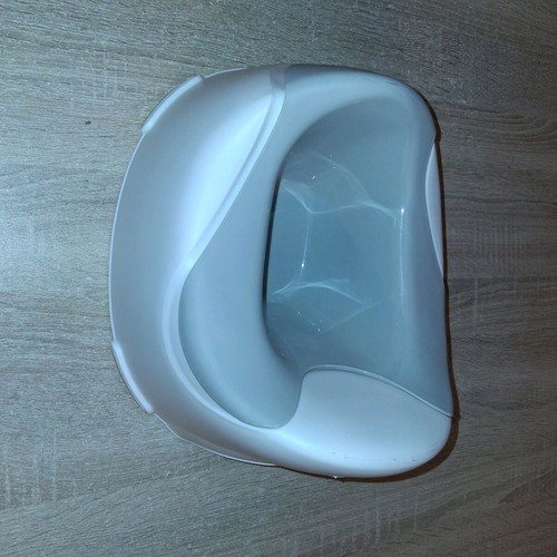Potty with removable bucket like new