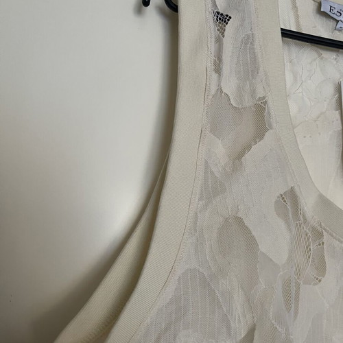 Oversized sleeveless blouse new, beige, fits larger sizes