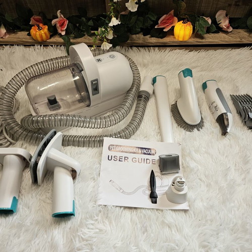 Pet Grooming Kit and Vacuum New