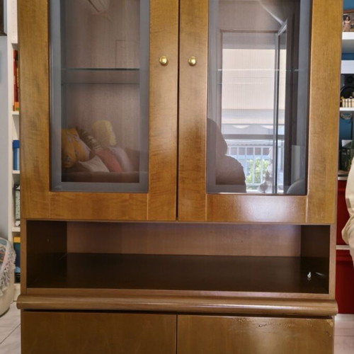 Showcase furniture like new