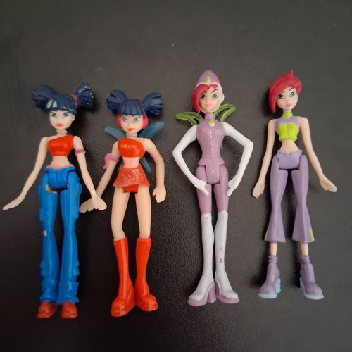 Winx Club Magical Minis figures like new, collectible 2004