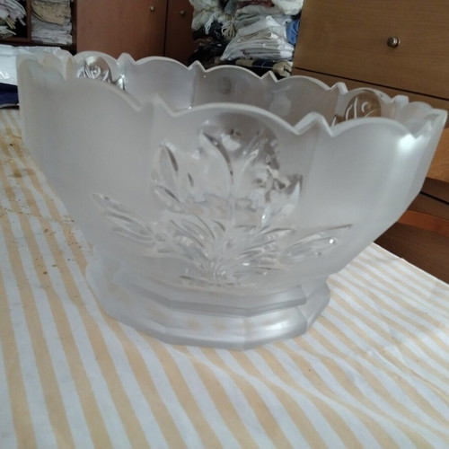Vintage crystal large fruit bowl new