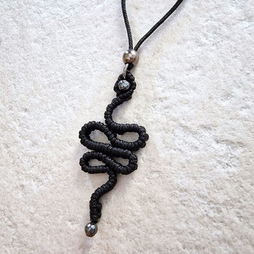Snake necklace handmade macrame black new with hematite stones