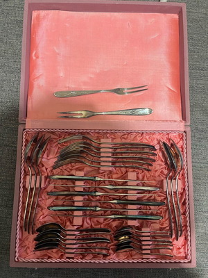 Hefra Met 90 silver-plated set of 32 pieces like new, 1970s