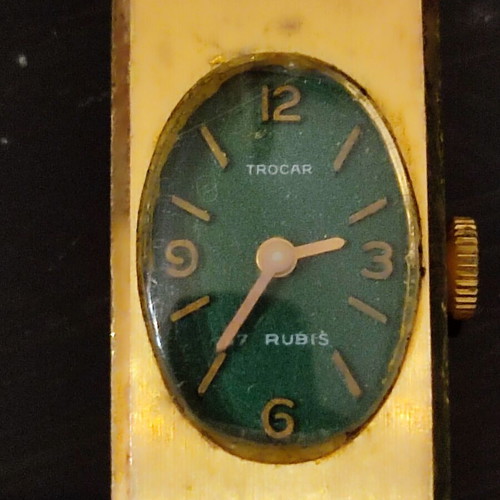 Vintage women's watch antique with 17 rubies, like new, gold-plated