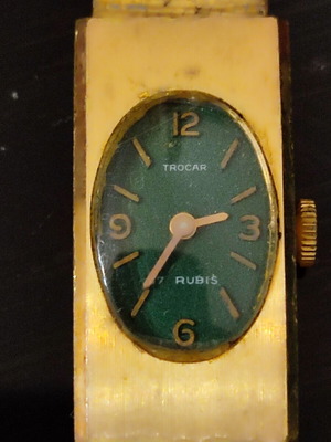 Vintage women's watch antique with 17 rubies, like new, gold-plated