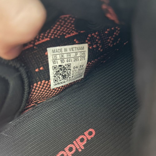 Yeezy 350 V2 Core black-red sneakers size 44 2/3 like new