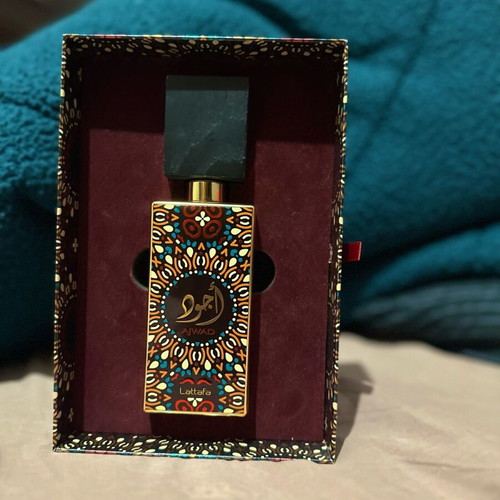 Lattafa Ajwad Eau de Parfum 100 ml nearly unused