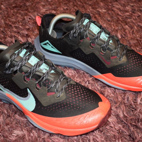 Nike Air Zoom Terra Kiger 7 men's trail running shoes used, size 44