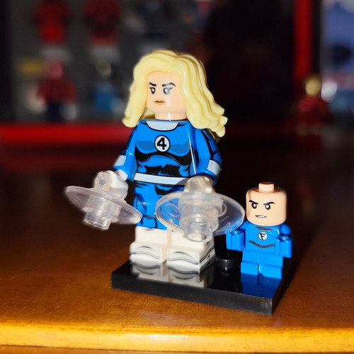 Invisible Woman and Baby Franklin Richards figure like new
