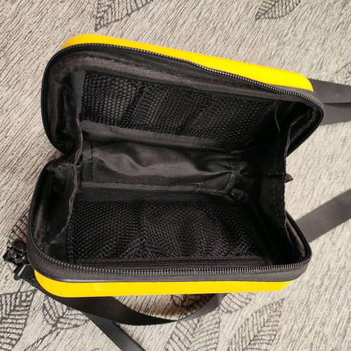 Crossbody bag like new, yellow with adjustable strap