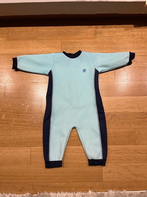 Splash About one-piece swimsuit like new, size XL 12-24 months