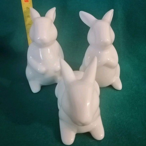 Porcelain bunnies like new, set of 3 from VMF