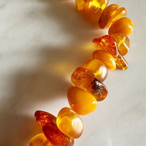 Vintage Baltic amber necklace with pendant like new
